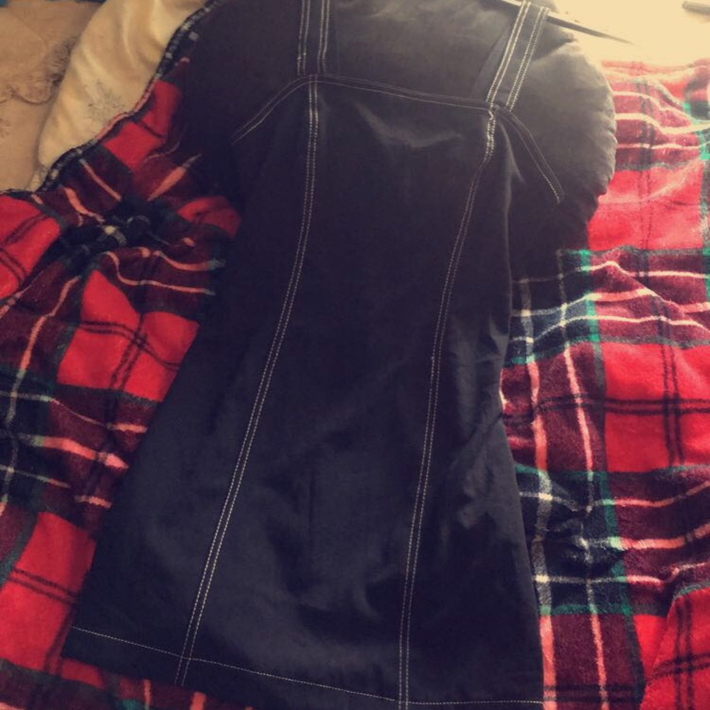 Alternative dress